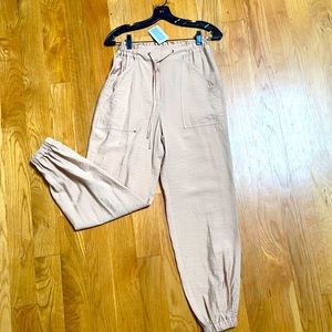 Intermix BEAUTIFUL classy joggers